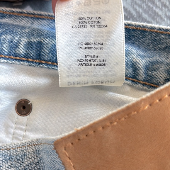 Aritzia Denim Forum The Joni High Rise Loose Jean - Picture 12 of 12